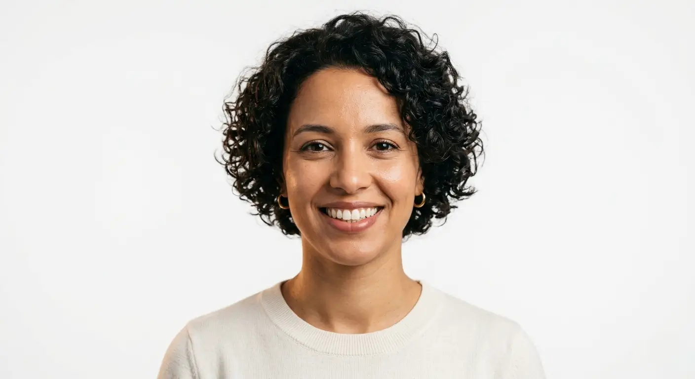 Patiente souriante au Cabinet Dentaire Dr. LAMMICHNI LAZIZA, Marrakech